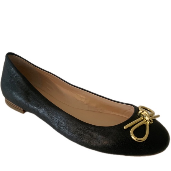 BANANA REPUBLIC BLACK LEATHER BALLET FLATS WITH METAL GOLD BOW Dress Shoes 8 - Picture 4 of 13